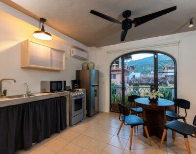 3rd floor One Bedroom Apartment