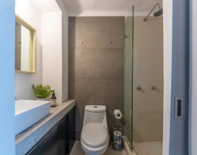 3rd floor One Bedroom Apartment